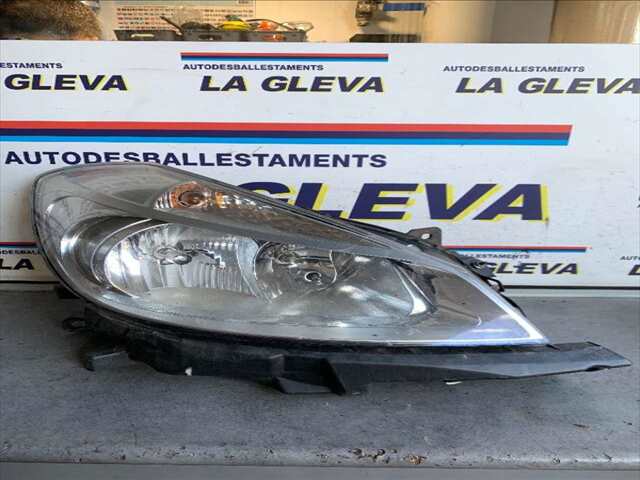 Faro Derecho Renault Clio 1.5 DCI 86CV 0CV