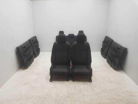 Juego Asientos Completos Toyota Hilux DOUBLE CAB GX 4X4