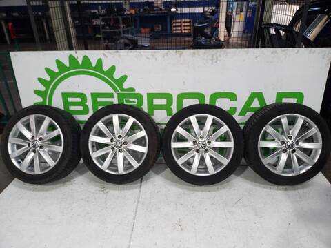 Juego LLantas Volkswagen Golf ADVANCE 105CV