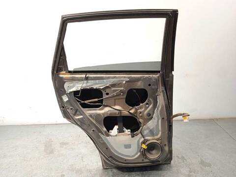 Foto 4ª: Puerta Trasera Izquierda Opel Antara 2.0 CDTI CAT Z 20 DMH - LLW) 150CV 110KW [Z20S] (2007)