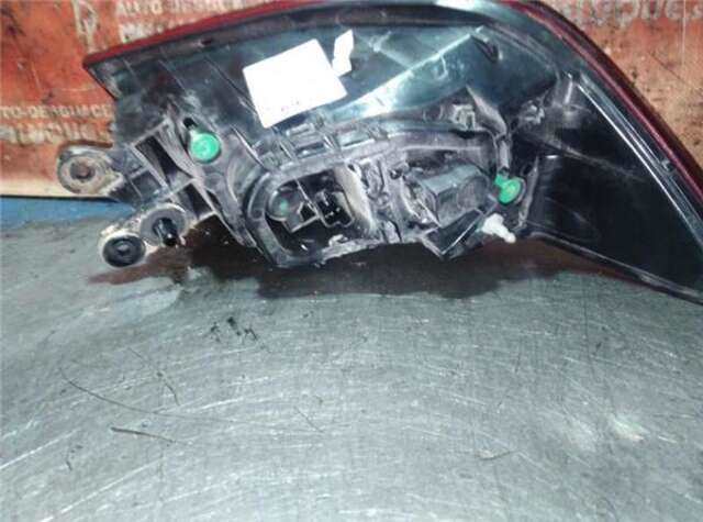 Foto 3ª: Piloto Trasero Derecho Renault Clio 1.2 16V [D4F 740]