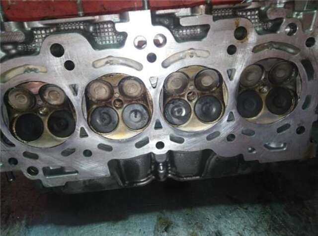 Foto 2ª: Culata Toyota Prius 1.8 ADVANCE [1.8 LTR. - 73 KW 16V CAT (HÍBRIDO)] [2ZR]
