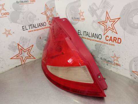 Foto 3ª: Piloto Trasero Izquierdo Ford Fiesta TITANIUM 68CV 50KW [F6JD] (2009)