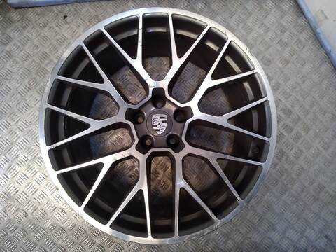 LLanta Chapa Porsche Macan S DIESEL 258CV 190KW