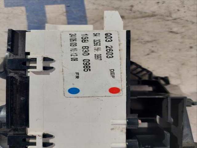 Foto 2ª: Mando Calefacción A. A. Mercedes Clase A 140 1.4 CAT 82CV [M166940] (1997)