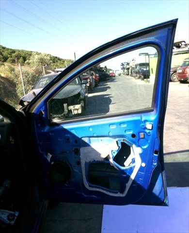 Foto 2ª: Puerta Delantera Derecha Dacia Sandero 1.5 DCI STEPWAY,2013-2016 [K9KC6] (2014)
