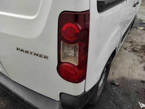 Piloto Trasero Derecho Peugeot Partner BHY