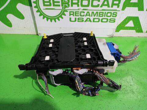 Foto 3ª: Caja Reles Fusibles Ford S Max TITANIUM 140CV [QXWB] (2006)