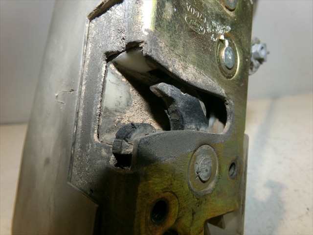 Foto 2ª: Cerradura Puerta Delantera Derecha Ford Ka 1.3 G 1996-2008 [J4P] (2002)