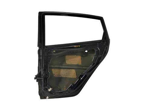 Foto 3ª: Puerta Trasera Derecha Ford Fiesta SNJB (2015)