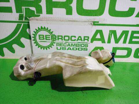 Foto 2ª: Deposito Limpiaparabrisas Audi A4 2.5 TDI 120KW) 163CV (2000)
