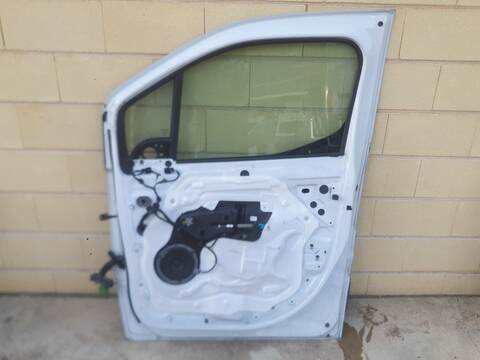 Foto 3ª: Puerta Delantera Derecha Peugeot Partner 1.5 BLUEHDI 100 102CV 75KW FURGON [YH01] (2023)