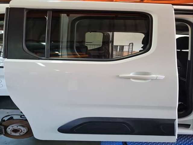 Foto 2ª: Puerta Lateral Corredera Derecha Citroen Berlingo 1.5 BLUEHDI 100 102CV 75KW [YH01] (2019)