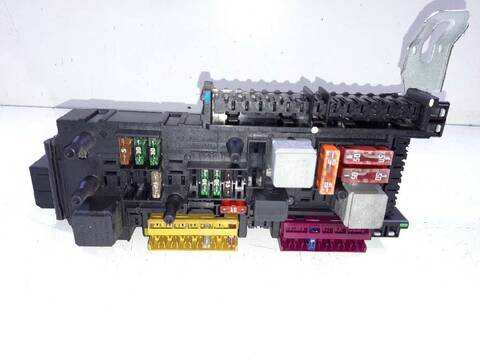 Caja Reles Fusibles Mercedes Clase E 180 2.1 CDI CAT 136CV 100KW