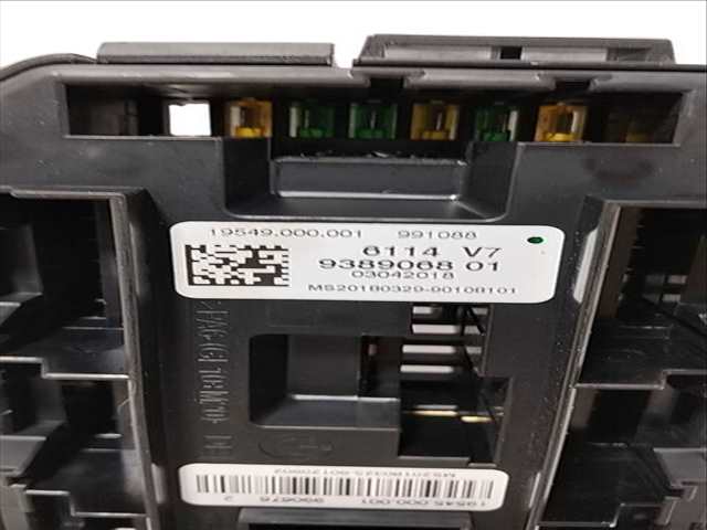 Foto 3ª: Caja Reles Fusibles Bmw Serie 4 418 430 D M SPORT 258CV (2014)