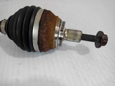 Foto 2ª: Transmision Delantera Izquierda Volkswagen Touran ADVANCE BMT 110CV [CRKB] (2015)