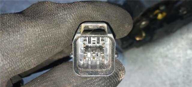 Foto 3ª: Cerradura Puerta Delantera Derecha Hyundai Getz 1.1 [G4HD]