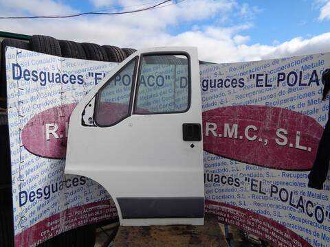 Puerta Delantera Izquierda Fiat Ducato 2.3 JTD CAT 110CV 81KW CAJA CERRADA