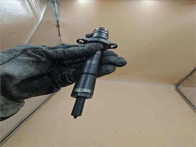 Foto 2ª: Inyectores Volvo V50 1.6 D DRIVE MOMENTUM [1.6 LTR. - 80 KW DIESEL CAT]