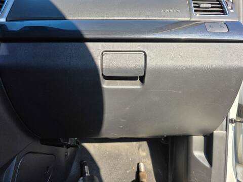 Guantera Chevrolet Captiva Z22D1