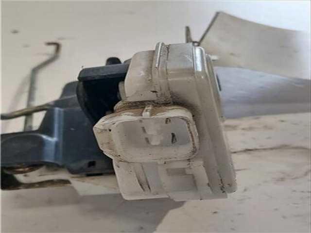 Foto 3ª: Cerradura Puerta Delantera Derecha Mitsubishi Montero 2.0 GDI H67W H77W) 129CV 95KW [4G94] (2003)