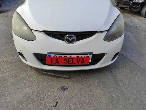 Foto 1ª: Paragolpes Delantero Mazda 2 ZJ BERLINA (2008)