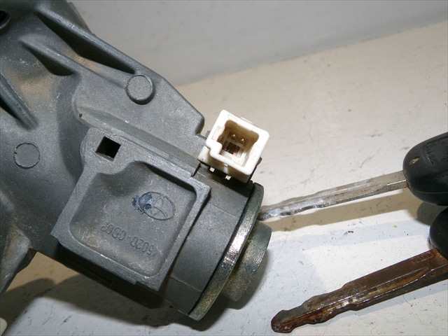 Foto 3ª: Antirrobo Toyota Yaris 1.4 D 2006-2011 [1ND] (2009)