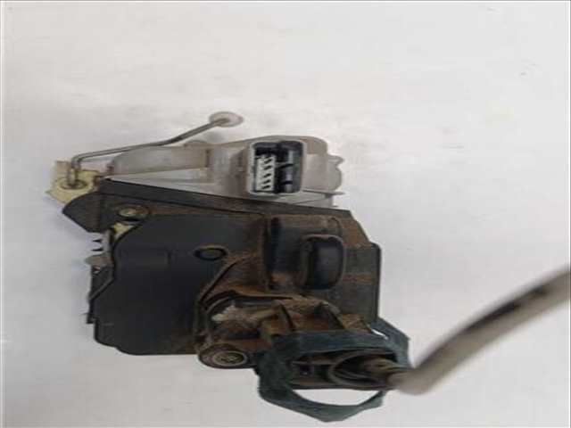 Foto 3ª: Cerradura Puerta Delantera Derecha Peugeot 307 1.6 SW [1 6 LTR. - 80 KW 16V CAT NFU - TU5JP4)] 109CV [NFU (TU5JP4)]
