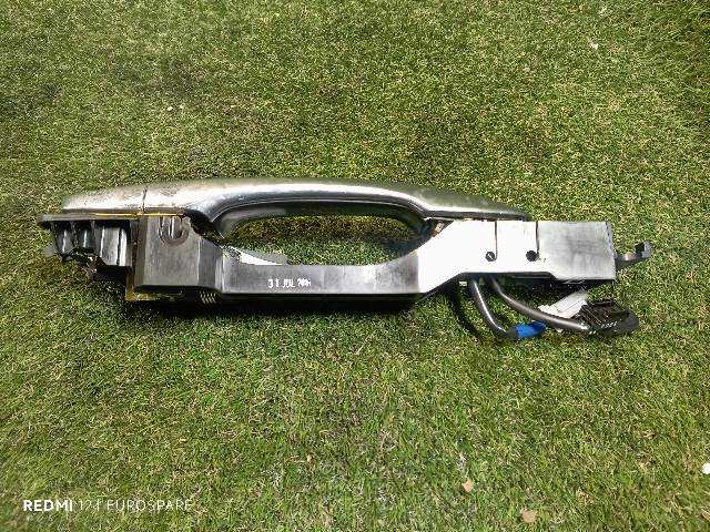 Foto 4ª: Maneta Exterior Delantera Derecha Nissan Navara 2.3 TD D23 [YS23] (2018)