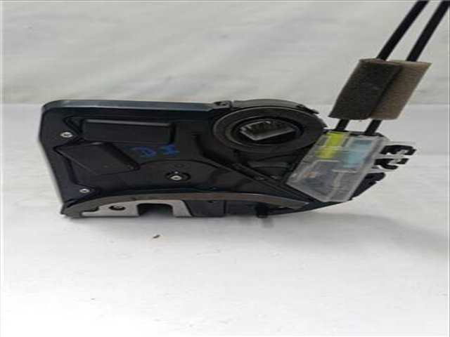 Foto 4ª: Cerradura Puerta Trasera Izquierda Lexus UX HEV 152CV [XM20A-U91C] (2021)