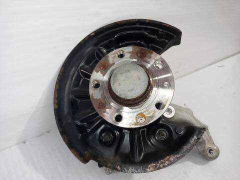 Foto 3ª: Mangueta Trasera Izquierda Volkswagen Touran ADVANCE BMT 110CV [CRKB] (2015)