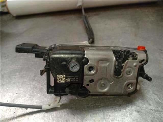 Foto 3ª: Cerradura Puerta Trasera Derecha Opel Corsa 1.2 40 ANIVERSARIO [1.2 LTR. - 74 KW] [F12XEL-HMH]