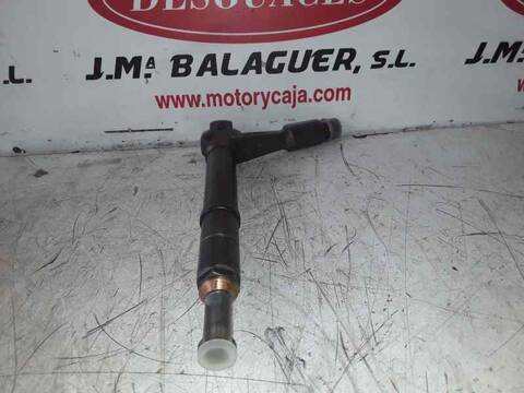 Foto 2ª: Inyectores Opel Astra BERLINA (1998)