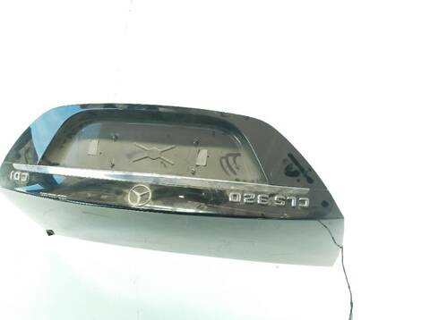Foto 2ª: Maletero Mercedes Clase C 160 VERSION INDEFINIDA (2004)