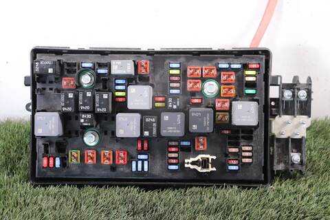 Caja Reles Fusibles Opel Insignia A20DTE BERLINA