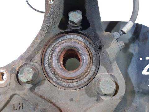 Foto 3ª: Mangueta Delantera Izquierda Kia Carnival 2.9 CRDI VGT ACTIVE 185CV 136KW [J3] (2009)