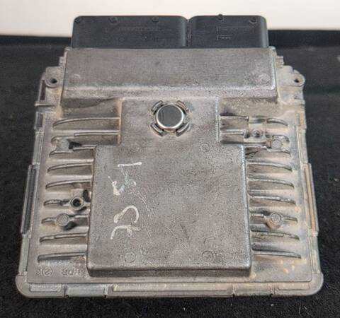 Centralita Motor ECU Volkswagen Polo 1 2 LTR. - 66 KW TSI 2013 90CV