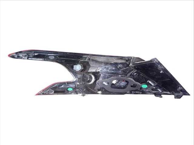 Foto 3ª: Piloto Trasero Derecho Peugeot 308 1.6 HDI - BLUEHDI 115 115CV (2013)