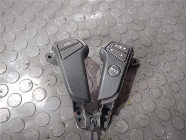 Mando Multifuncion Toyota Avensis 2.0 D-4D