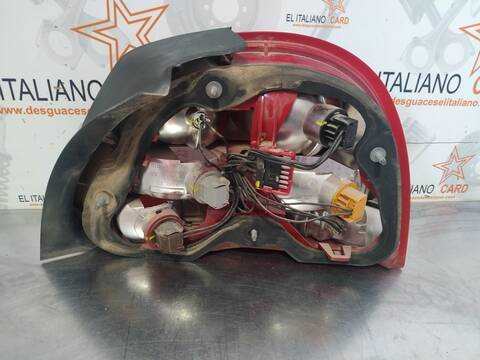 Foto 2ª: Piloto Trasero Izquierdo Jaguar X Type 2.0 D CLASSIC WAGON [D-6G] (2005)