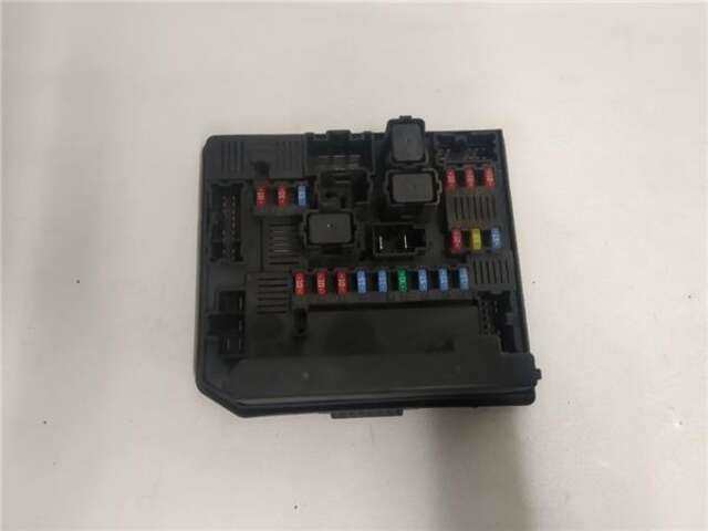 Caja Reles Fusibles Nissan Qashqai 1.5 DCI TEKNA 4X2