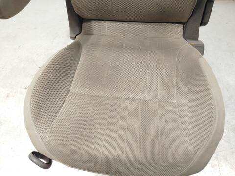 Foto 2ª: Asiento Delantero Izquierdo Peugeot Partner 1.6 HDI 75 16V) 75CV 55KW [9HT (DV6BTED4)] (2009)