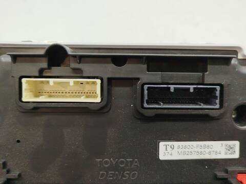 Foto 3ª: Cuadro de Instrumentos Toyota Yaris 1.5 HYBRID A LAS 4 RUEDAS MXPJ15) 116CV 85KW [M15A-FXE] (2022)