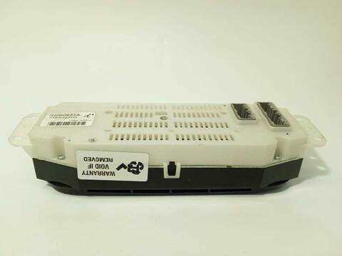 Foto 4ª: Mando Climatizador Mitsubishi Outlander PHEV KAITEKI 4WD 208CV 153KW [4B11] (2018)