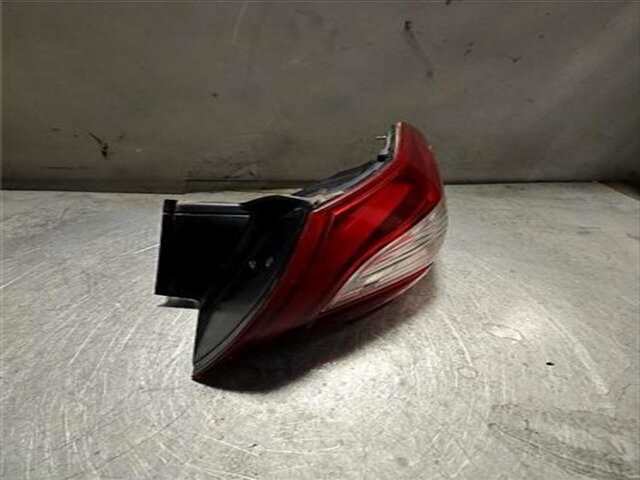 Foto 3ª: Piloto Trasero Derecho Peugeot 308 1.2 STYLE [1.2 LTR. - 81 KW 12V E-THP - PURETECH] [HNZ / EB2DT]