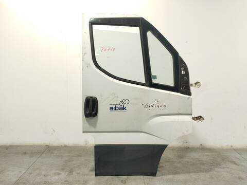 Puerta Delantera Derecha Iveco Daily 33S15 35S15 35C15 146CV 107KW FURGONETA