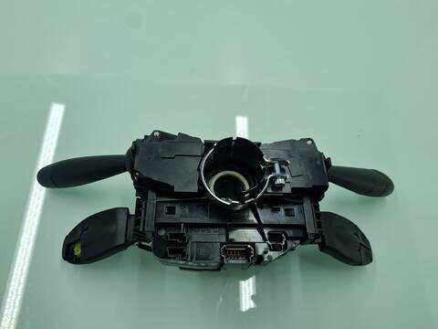 Foto 4ª: Mando Multifuncion Peugeot 5008 ALLURE 163CV 120KW [RH02] (2012)
