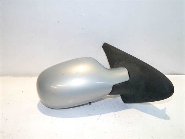 Foto 2ª: Retrovisor Derecho Renault Megane 1.9 DTI 1999-2002 [F9QA7] (2000)