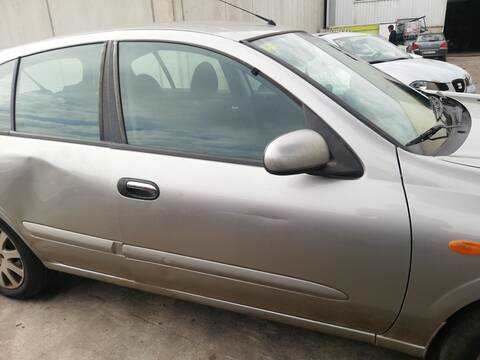 Puerta Delantera Derecha Nissan Almera YD22DDT