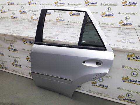 Foto 2ª: Puerta Trasera Izquierda Mercedes Clase ML 280 3.0 CDI 190CV 7V [642940] (2005)